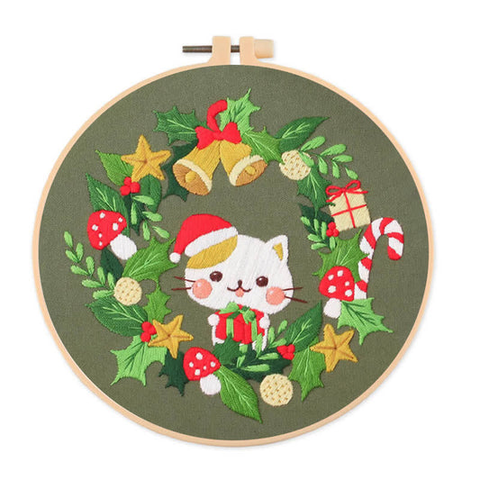 Rubbyoo Embroidery Kit - Christmas Cat Wreath