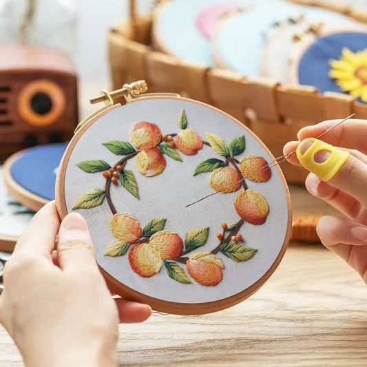 Rubbyoo Embroidery Kit - Peachy