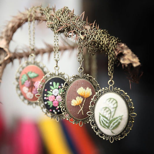 Embroidery Necklace Kits | Diy Sewing Pendants  | Suitable For Mother Day Gift